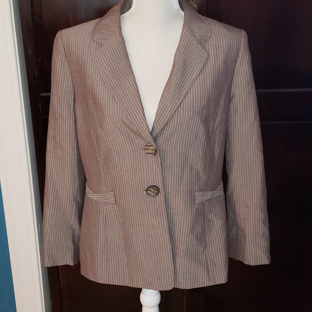 Tahari/Arthur S. Levine Ladies Blazer